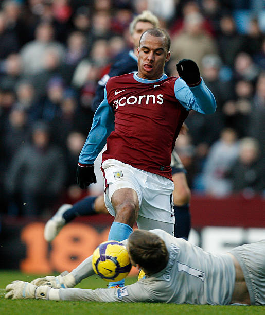 露出一些问 露出一些问