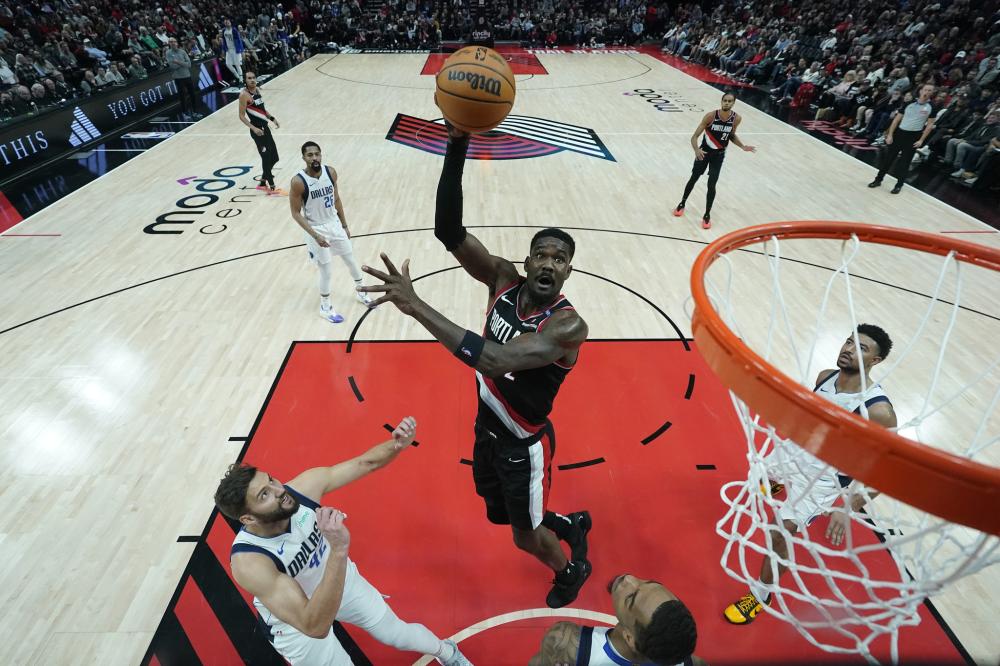 国乒回京仅休两天！樊振东缺席乒超第三阶段，孙颖莎王曼昱或交手